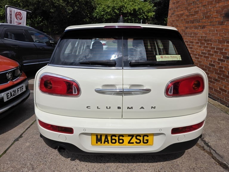 2016 MINI Clubman 1.5 ONE 5DR Manual White Estate Petrol Manual