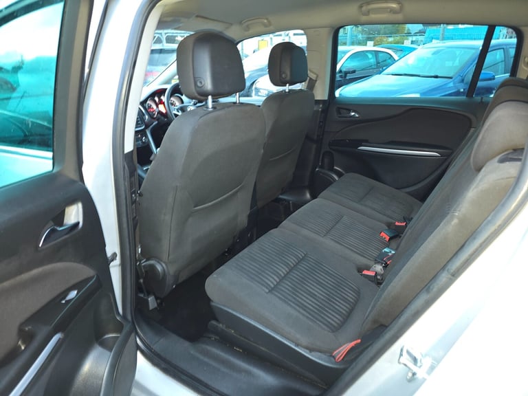 2014 Vauxhall Zafira 1.8i Tech Line 5dr MPV Petrol Manual