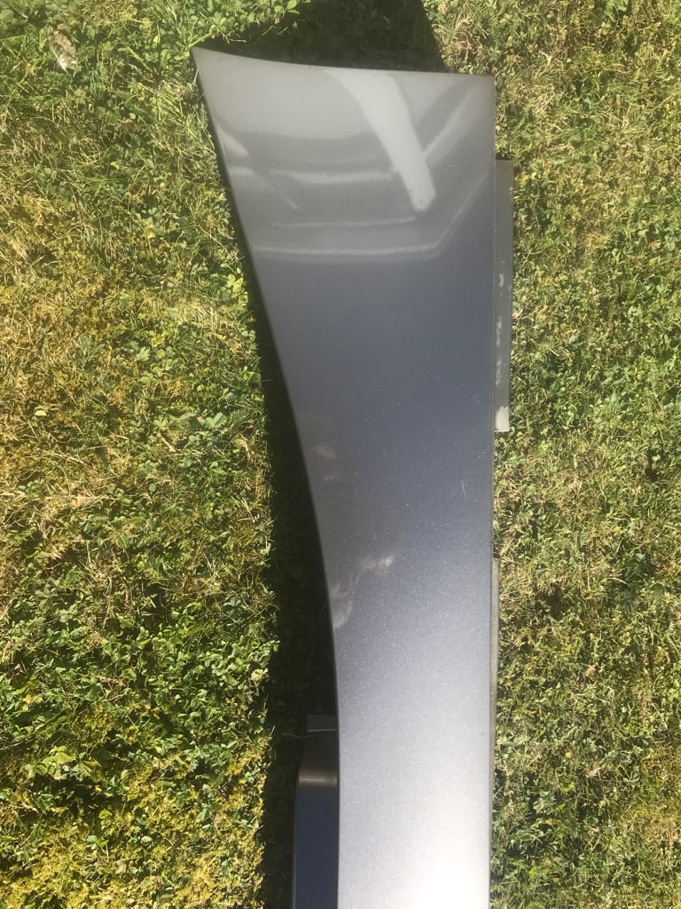 BMW E85 Z4 sill in STERLING GREY