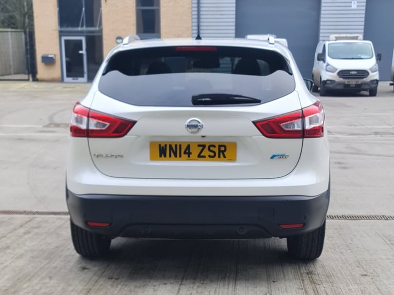 Nissan Qashqai Tekna (2014) 1.6 dCi Tekna SUV 5dr Diesel 109k Warranted Miles