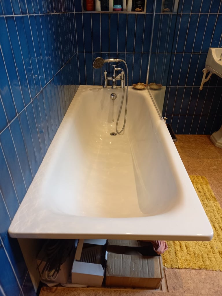 image for Steel Bath for Sale - Almost New