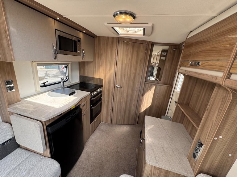 Swift Challenger 480 / 2 2016