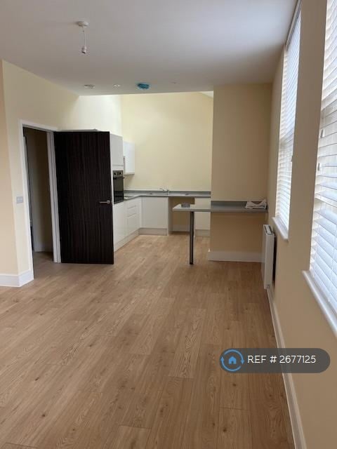 1 bedroom flat in The Southern Belle, Kent, ME7 (1 bed) (#2677125)