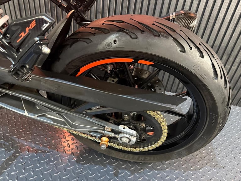 2020 KTM 125 Duke 125 Euro 4