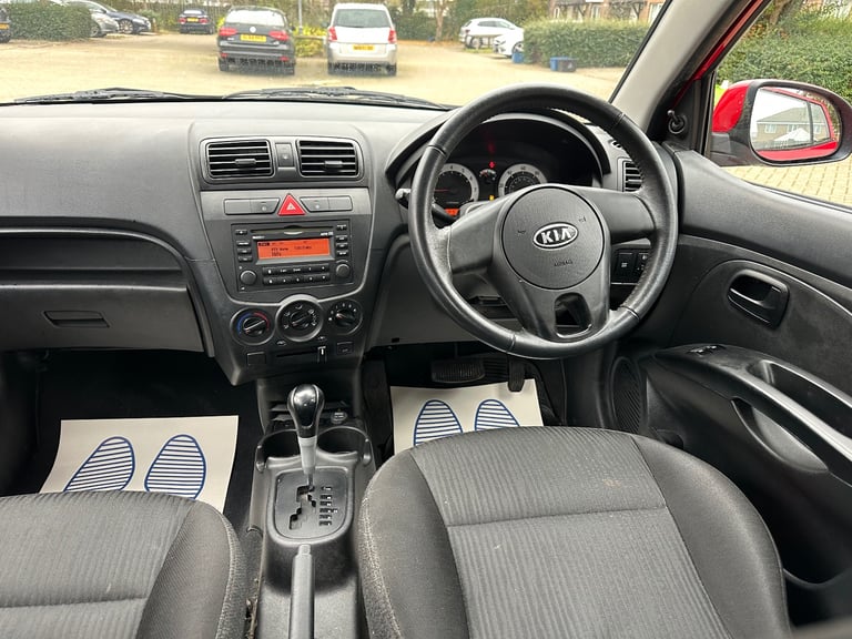 2011 KIA Picanto 2 Automatic 1.1L Petrol Full Kia Service History 1YR NEW MOT 44,000 Mileage 1 OWNER