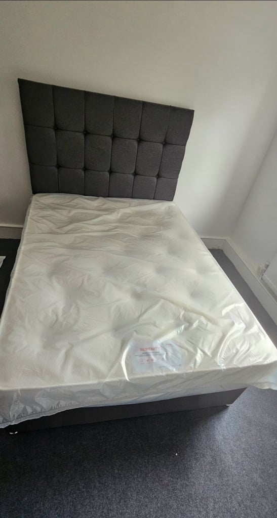 image for Grey Double Bed with New Mattress