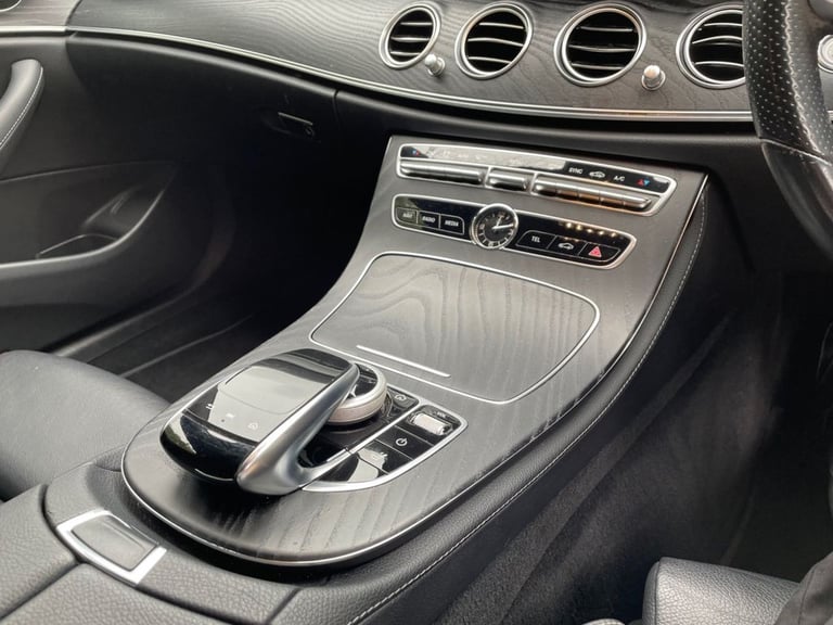 2021 70 MERCEDES-BENZ E-CLASS 2.0 E200 AMG LINE EDITION ESTATE 5DR PETROL G-TRON