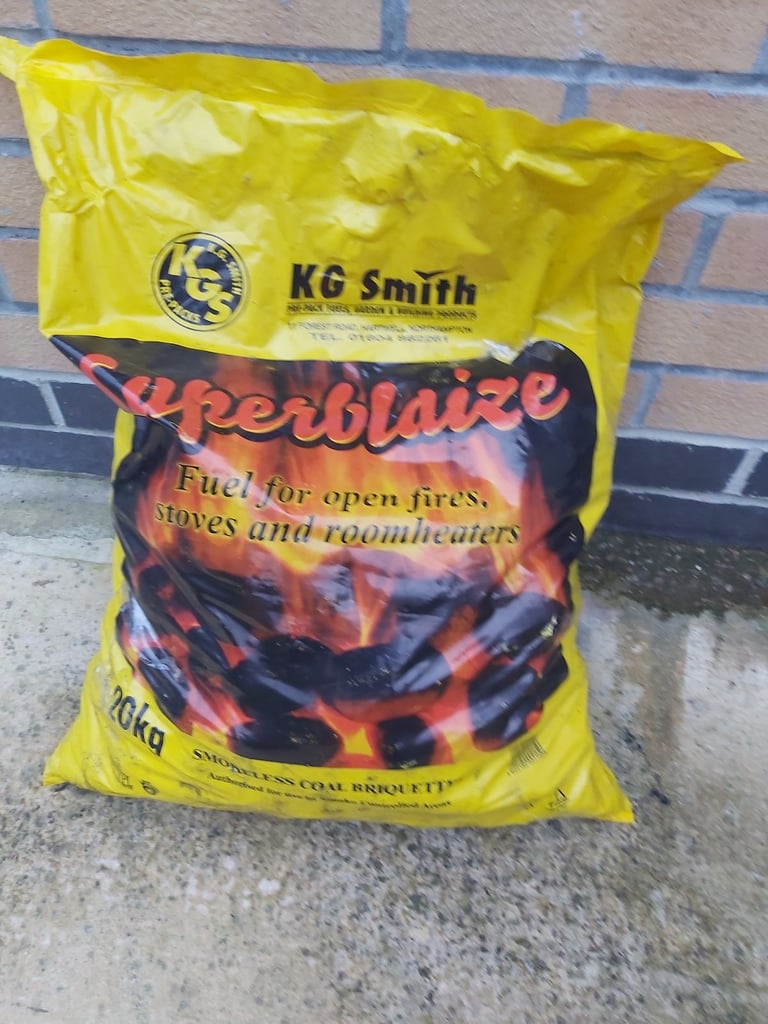 Superblaize Smokeless Coal Briquettes – 20kg Bag (KG Smith)