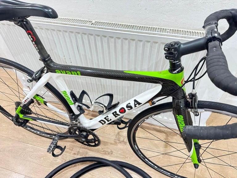 Full carbon De Rosa avant bike in very good condition all fully working 