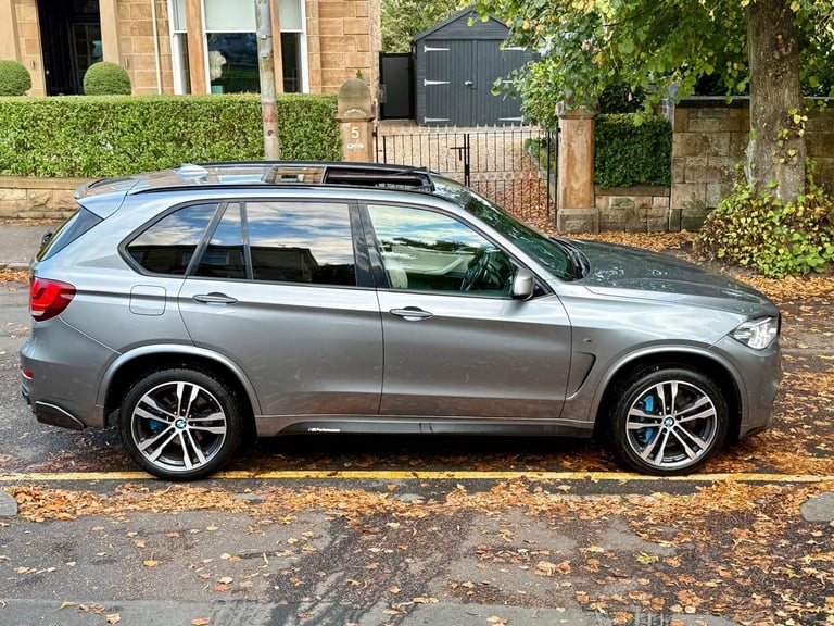 BMW X5 M50D 2017 7 Seats 3.0L Diesel,FSH,Pan Roof,HUD,Reverse Camera,M Performance Kit,Apple CarPlay