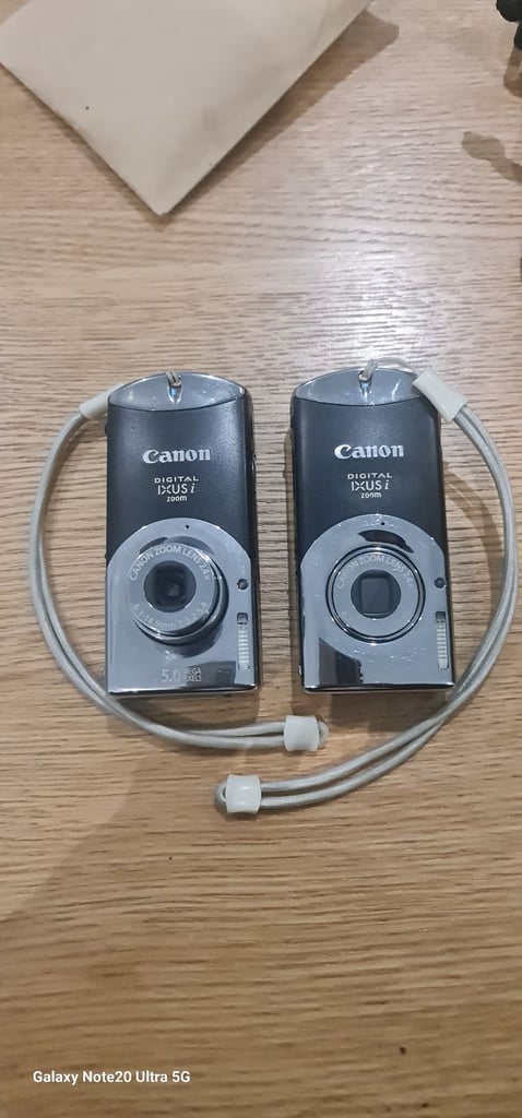 2 canon cameras 