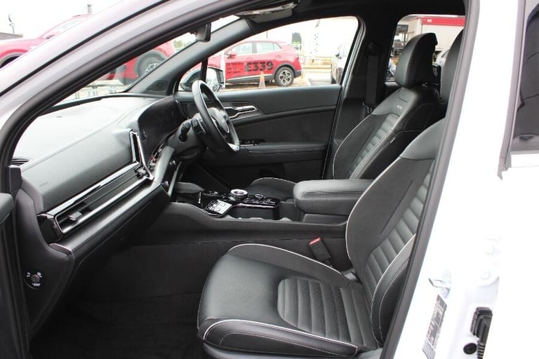 2023 Kia Sportage 1.6 T Gdi 13.8kwh Gt Line S Suv 5dr Petrol Plug In Hybrid Auto Awd Euro 6 ( EST...