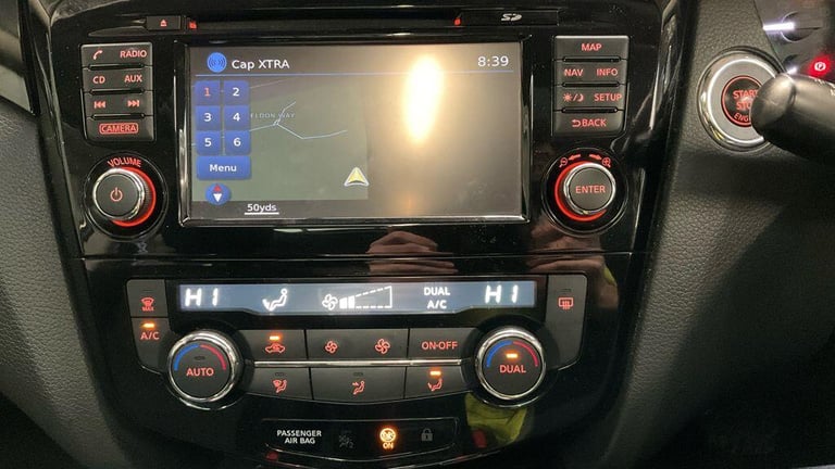 2016 Nissan Qashqai 1.2 DIG-T N-Connecta XTRON 2WD Euro 6 (s/s) 5dr HATCHBACK Petrol Automatic