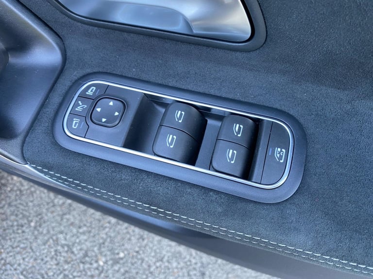 2022 Mercedes-Benz A-Class 1.3 A180 AMG Line Edition (Executive) 7G-DCT Euro 6 (s/s) 5dr HATCHBAC...