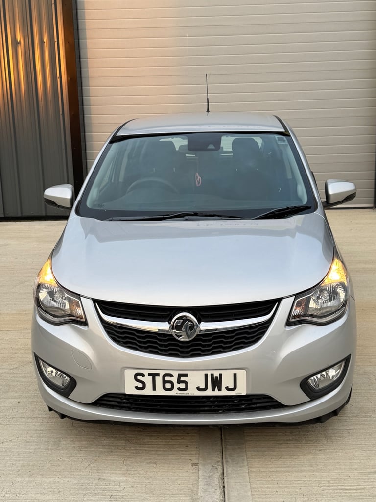 Vauxhall, VIVA, Hatchback, 2015, Manual, 999 (cc), 5 doors