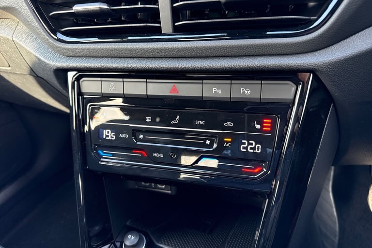 2025 Volkswagen T-Roc 1.0 TSI Style Design Euro 6 (s/s) 5dr SUV Manual