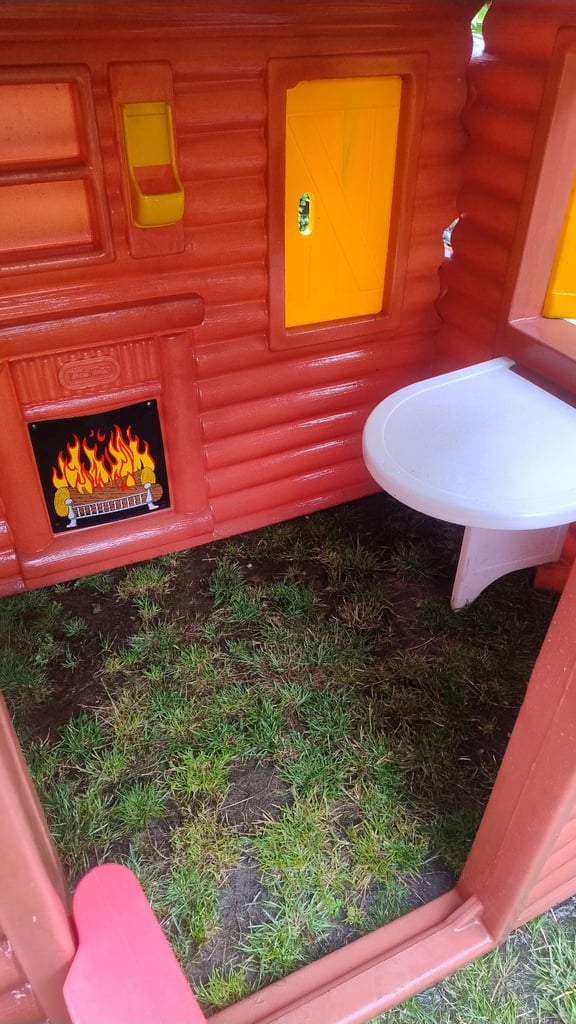 Play hut little tikes 
