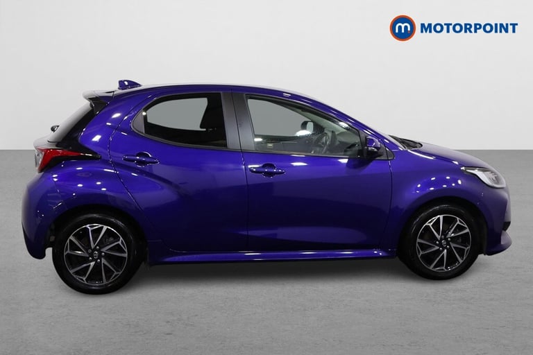 2022 Toyota Yaris 1.5 Hybrid Design 5dr CVT HATCHBACK PETROL/ELECTRIC Automatic