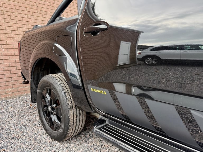 2020 Nissan Navara 2.3 dCi N-Guard Auto 4WD Euro 6 4dr PICK UP Diesel Automatic