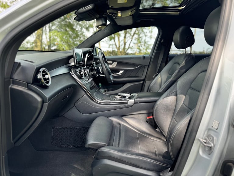 2016 Mercedes-Benz GLC GLC 220d 4Matic AMG Line Premium 5dr 9G-Tronic / Sunroof / Black Pack. COU...