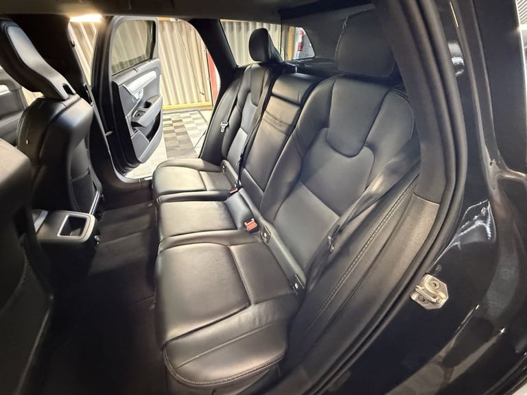 2018 Volvo V90 2.0 D4 Pro Estate 5dr Diesel Auto AWD Euro 6 (s/s) (190 ps) Estate Diesel Automatic