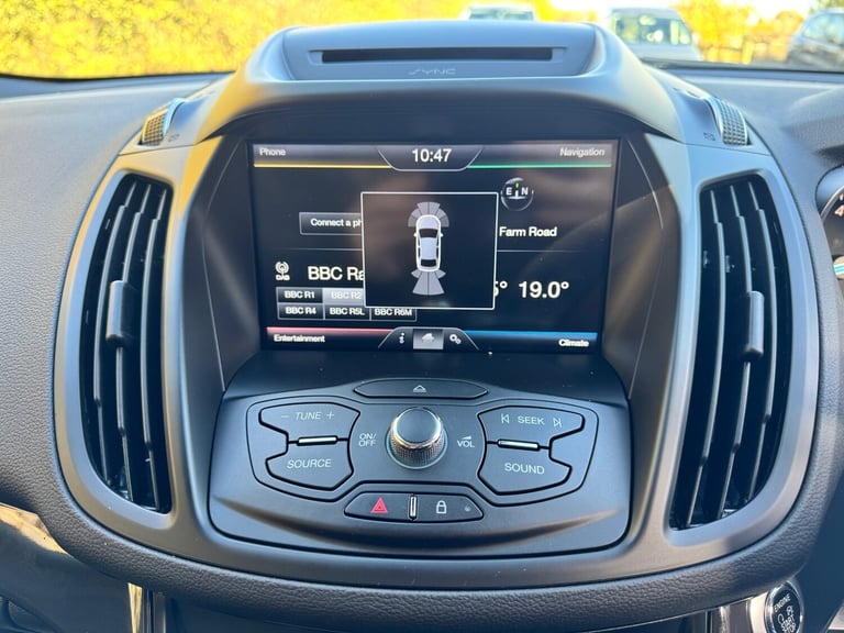 2016 FORD KUGA TITANIUM 1.5 PETROL ECO BOOST SUV MANUAL + 10 FORD SERVICES 