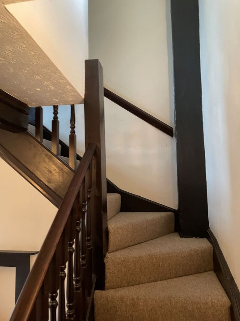1 bed semi-detached house - Idle
