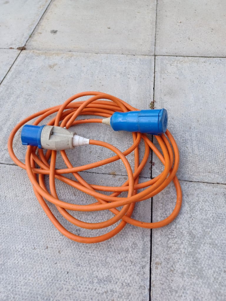 Electric hook up cable. 
