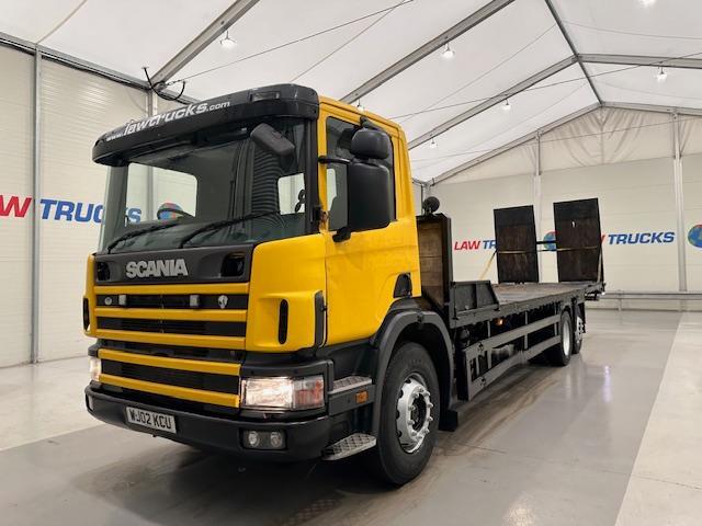Scania 114 340 6x2 Rear Lift Day Cab Beavertail