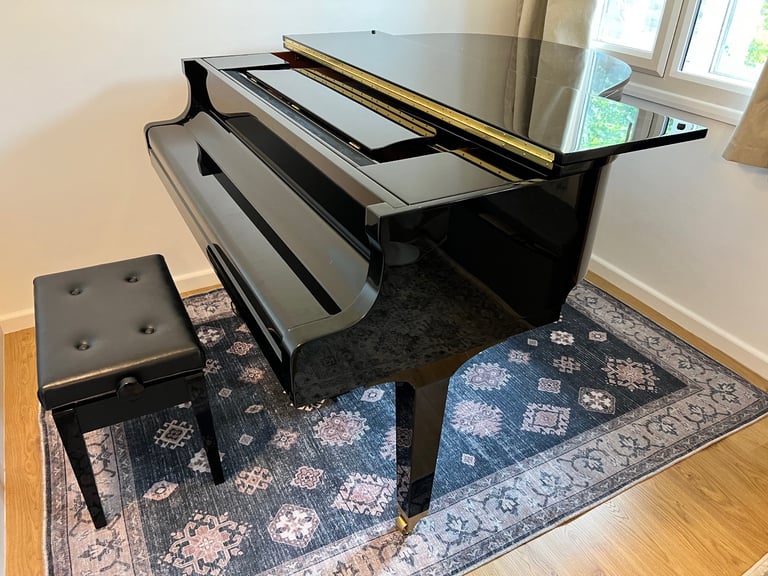 Yamaha GB1K Grand Piano – Polished Ebony (2012) – Excellent Condition