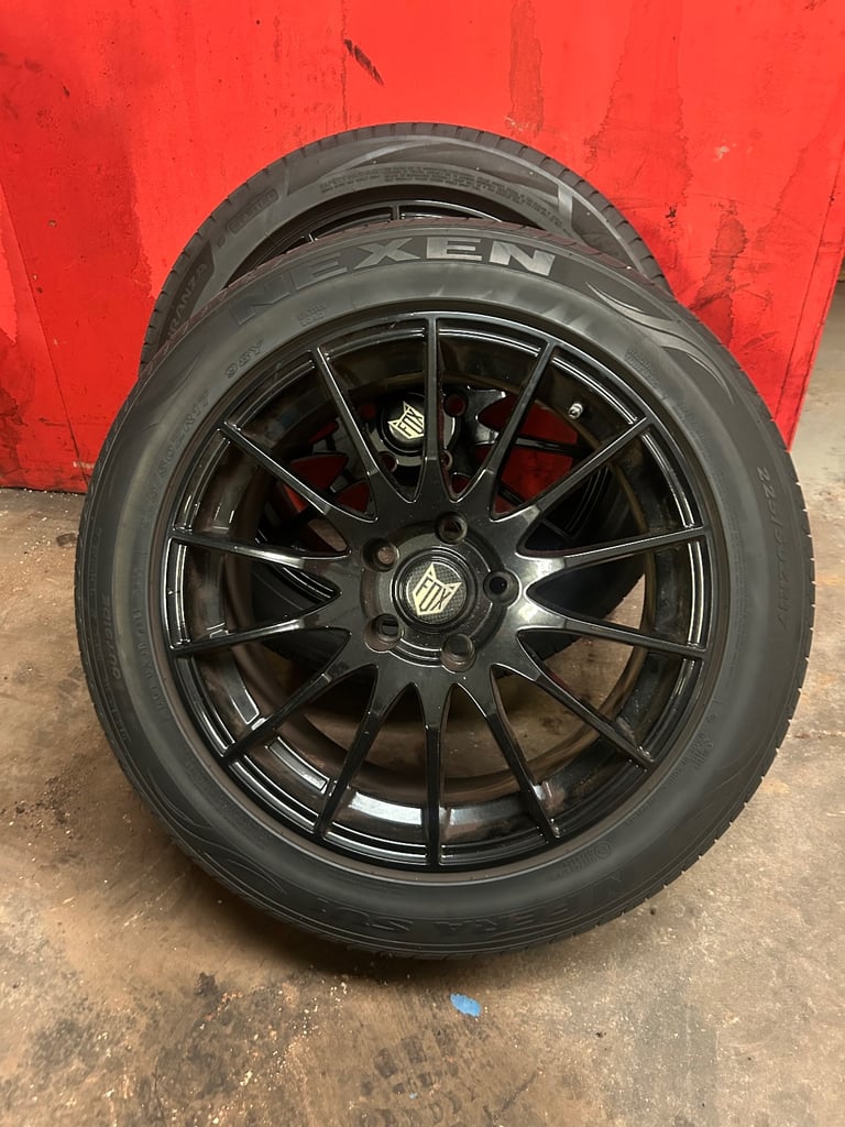 17” Fox alloy wheels 