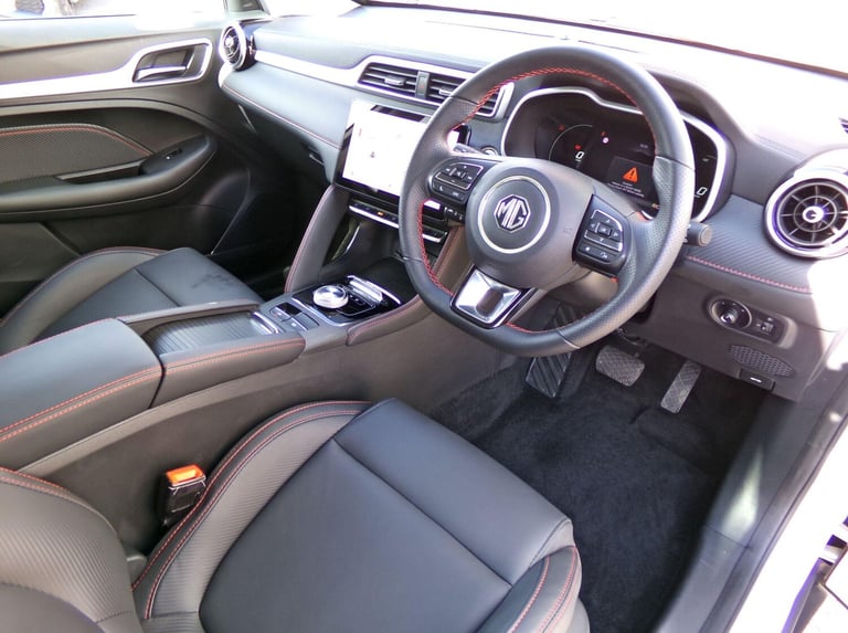 2023 MG MG ZS 72.6kWh Trophy Long Range SUV 5dr Electric Auto (156 ps) HATCHBACK Electric Automatic
