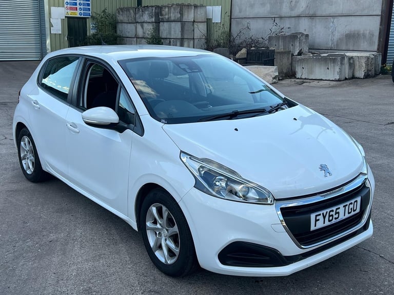 2015 Peugeot 208 1.2 PureTech 82 Active 5dr HATCHBACK Petrol Manual