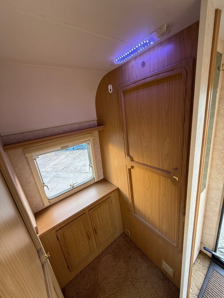 Bailey caravan  Ranger 450/2 lightweight 