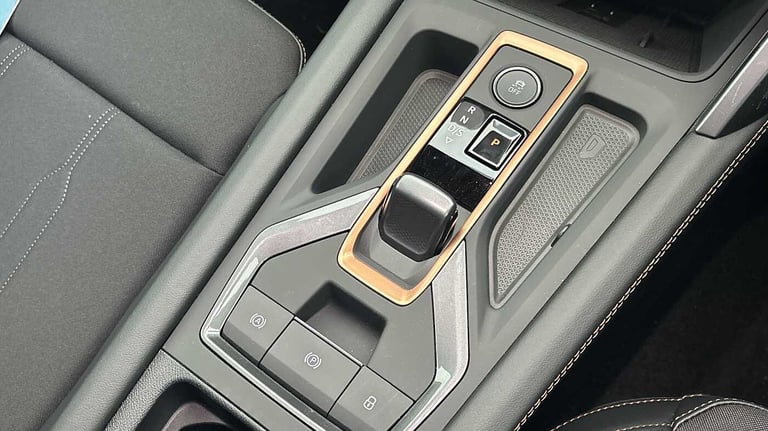 2025 Cupra Formentor 1.5 eHybrid 204 V1 5dr DSG SUV Hybrid Automatic