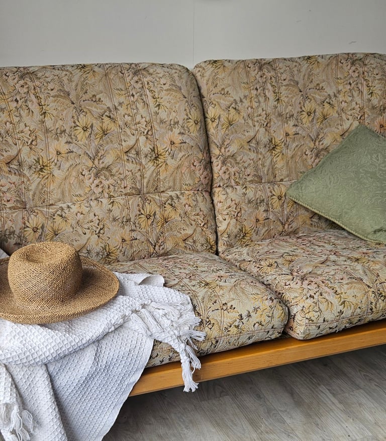 Vintage Ercol 766 Jubilee Three-Seater Sofa – Blonde Wood – Mid-Century Modern