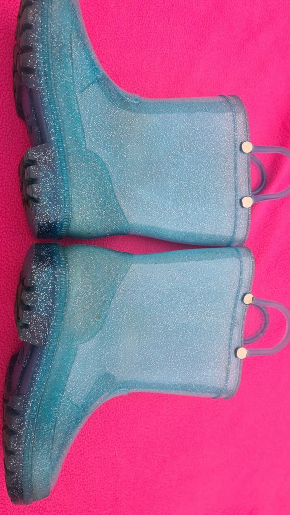 Cyan blue glittery wellies with lights on soles/ flashing heels uk9