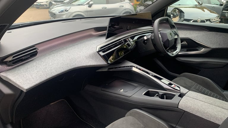 2024 Peugeot 3008 1.2 MHEV GT SUV 5dr Petrol Hybrid e-DSC Euro 6 (s/s) (136 ps) SUV Hybrid Automatic
