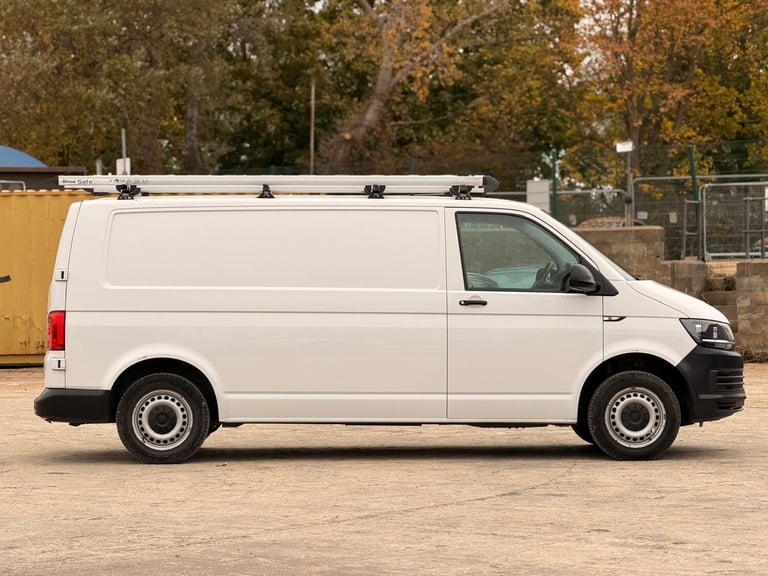 2017 Volkswagen Transporter 2.0 TDI BMT 102 Startline Van Euro 6 PANEL VAN Diesel Manual