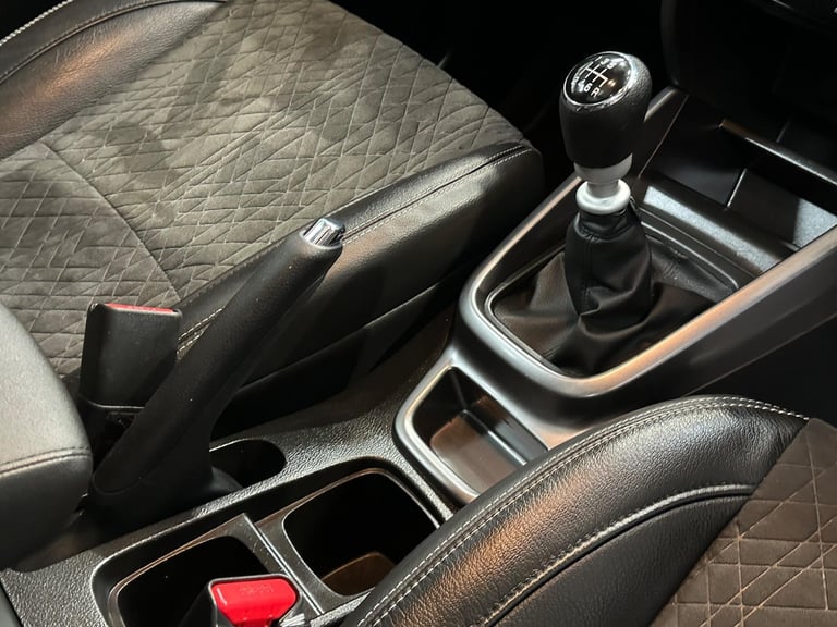 2019 Suzuki Vitara 1.4 Boosterjet SZ5 Euro 6 (s/s) 5dr HATCHBACK Petrol Manual