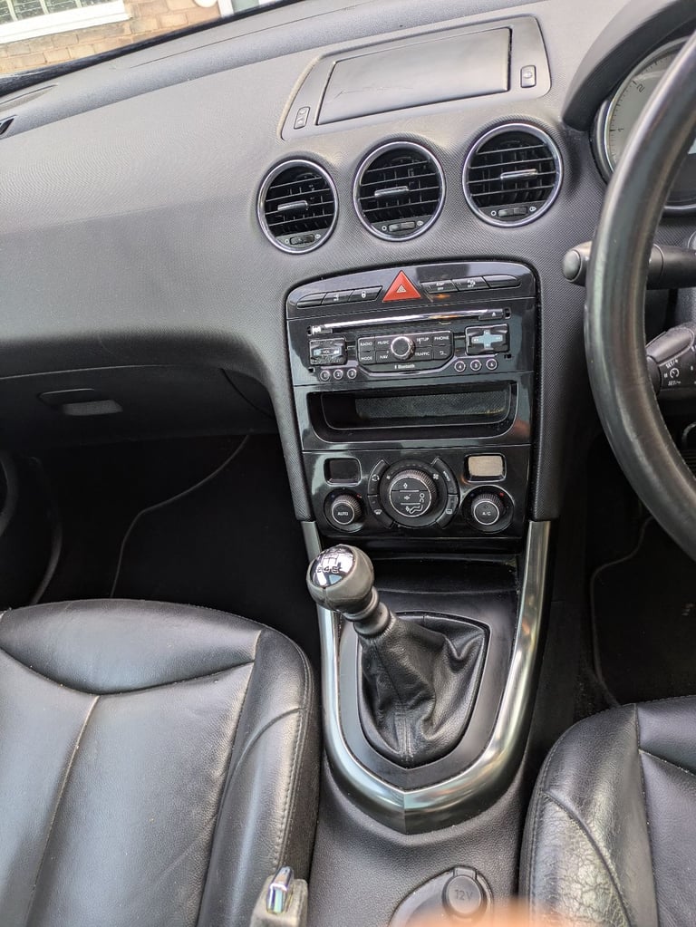 Peugeot, 308, Hatchback, 2012, Manual, 1560 (cc), 5 doors