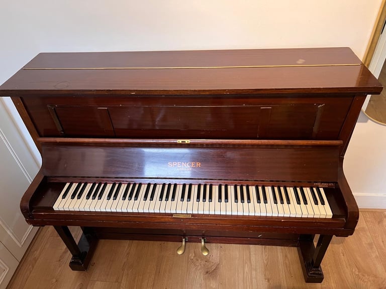 Acoustic piano - Free