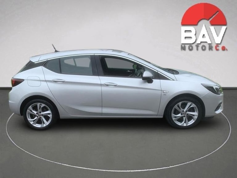 2020 Vauxhall Astra SRI 1.2T - New MOT - Only 41000 miles