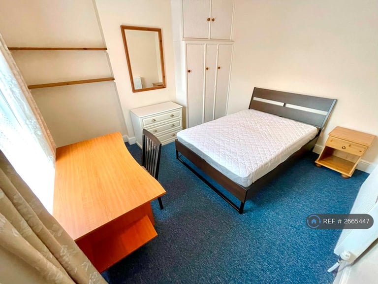 4 bedroom house in Melville Road, Bournemouth, BH9 (4 bed) (#2665447)