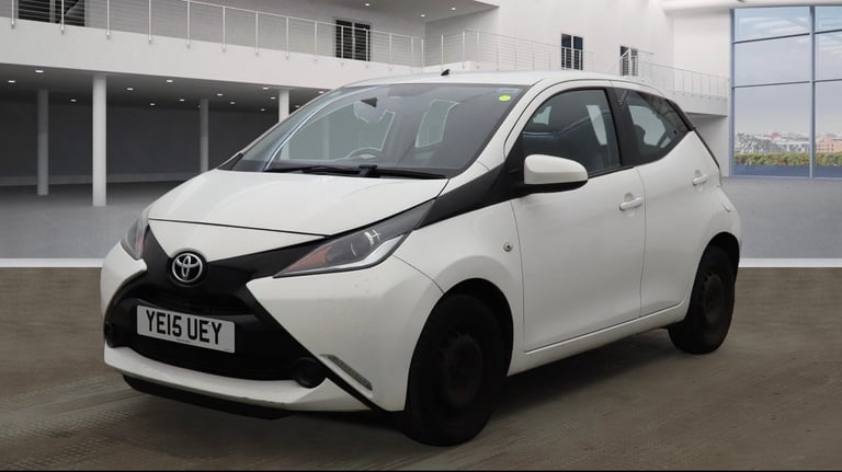 2015 Toyota AYGO 1.0 VVT-i X-Play 5dr HATCHBACK Petrol Manual