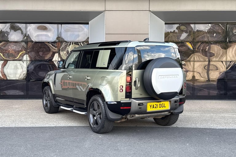 2021 Land Rover Defender 110 2.0 P400e 15.4kWh X-Dynamic HSE SUV 5dr Petrol Plug-in Hybrid Auto 4...