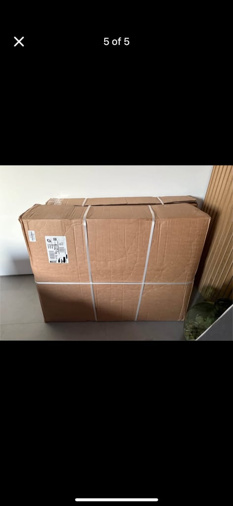 BNIB 6ft Kendal rabbit hutch and run