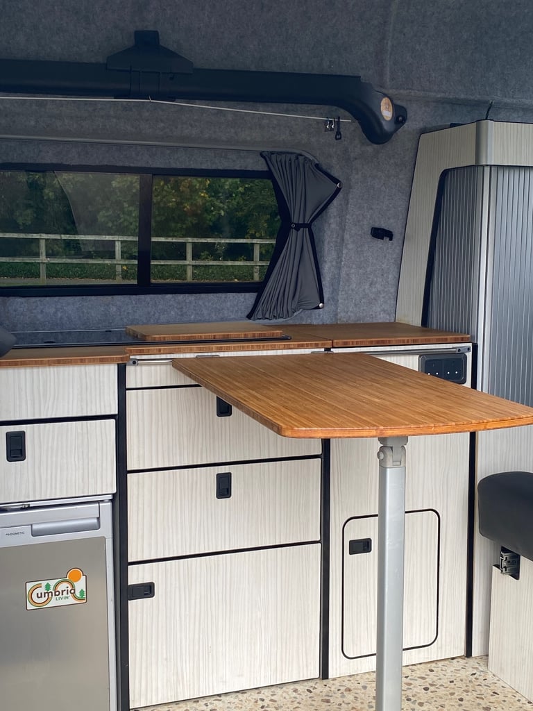 Ford, TRANSIT CUSTOM, campervan 4 berth, Manual, 2198 (cc)