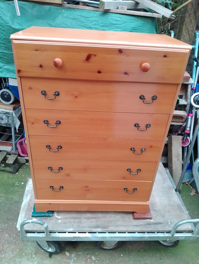 image for Chest of drawers 