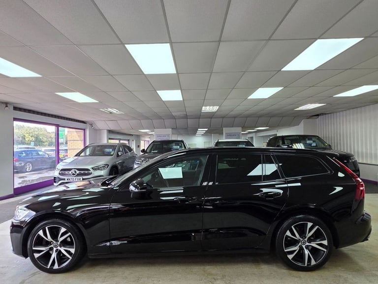 2021 Volvo V60 2.0 B3 MHEV R-Design Estate 5dr Petrol Hybrid Auto Euro 6 (s/s) (163 ps) Estate PE...